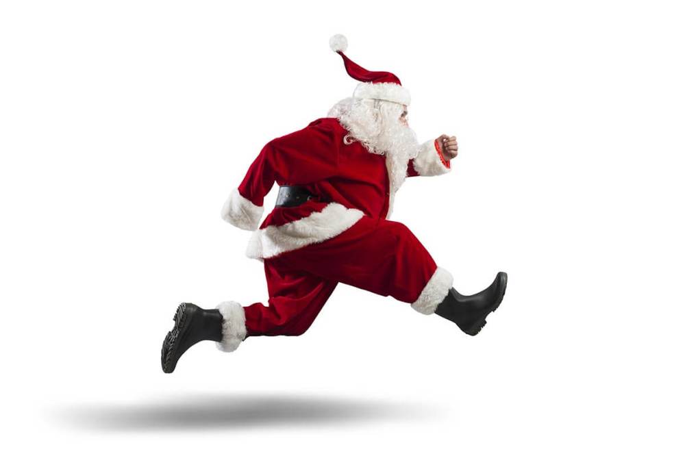 Christmas events in SoCal Santa Claus for a Cause charity run in Huntington Beach