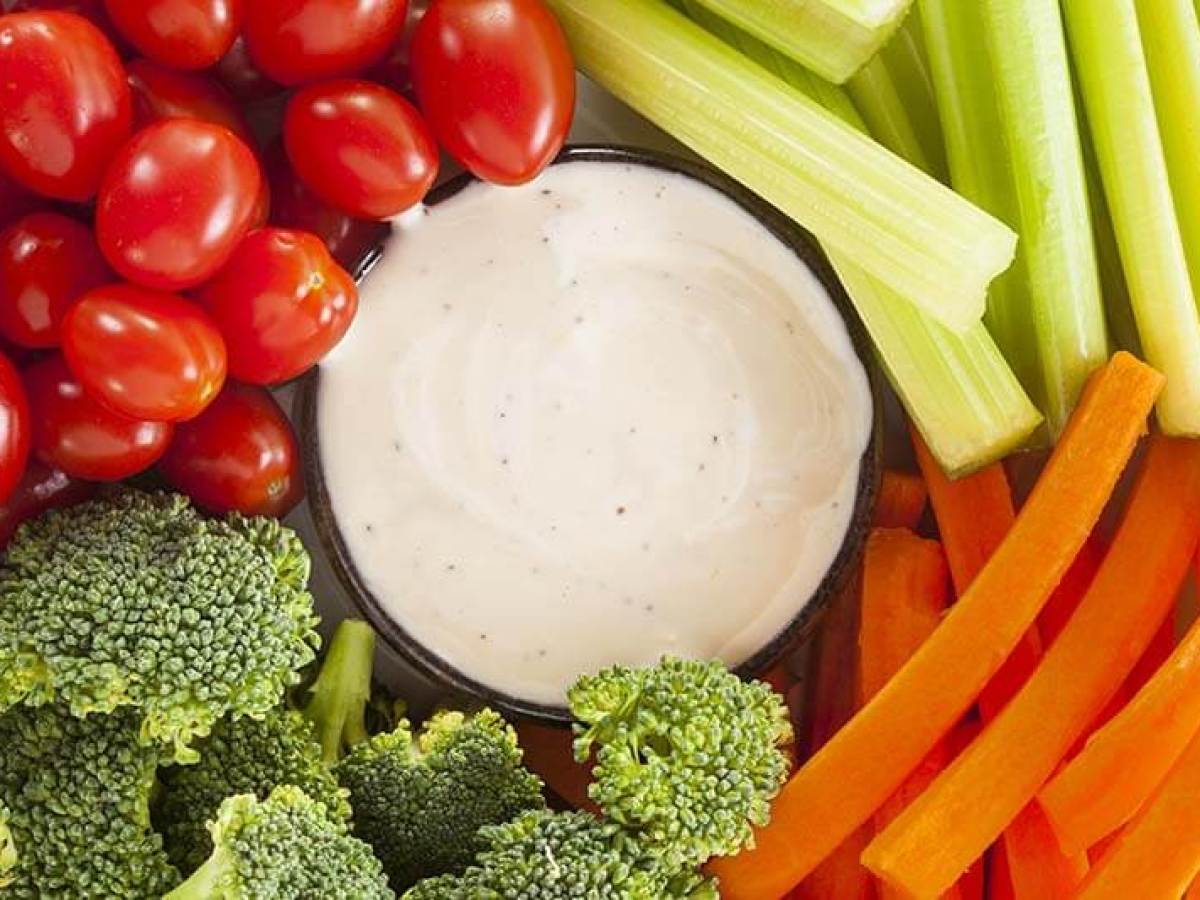 Fresh Vegetables and Dip
