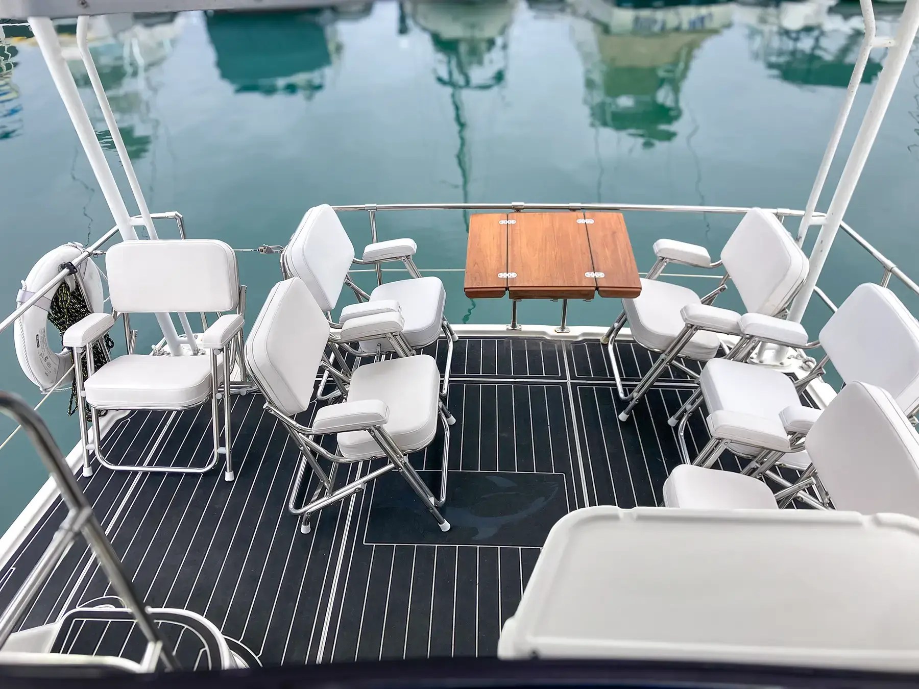 Motor Yacht 